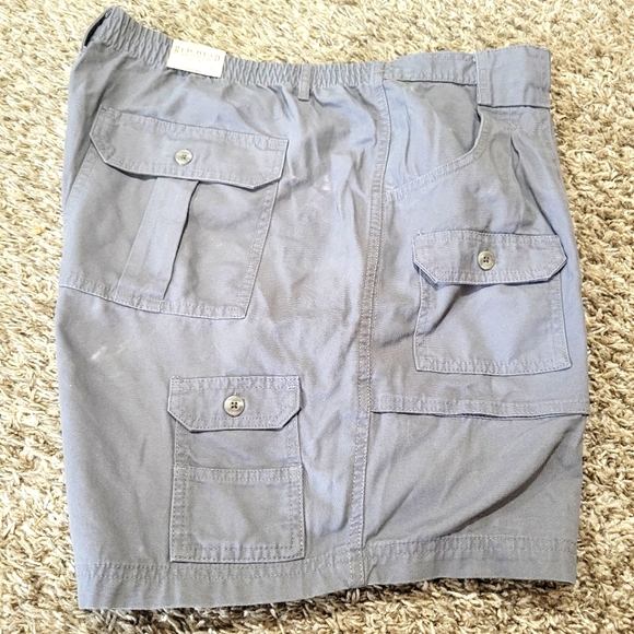 RedHead Other - RedHead Mens Size 46 Gray Cargo Shorts NWT